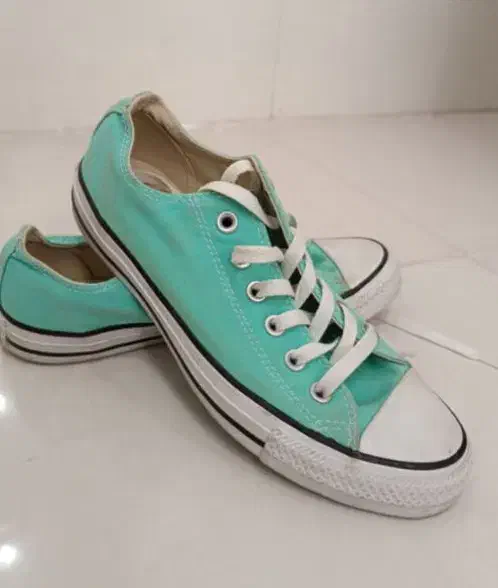 حراج واقعی تکه ایی ۲۰۰/۰۰۰۰|حراج|مریوان, |دیوار