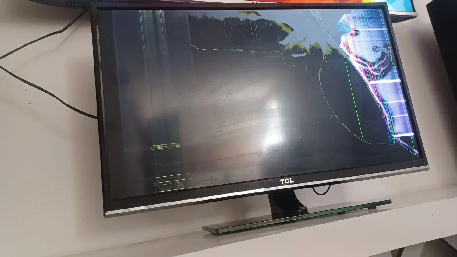 تلویزیون 32 اینچ|تلویزیون و پروژکتور|بهارستان, |دیوار