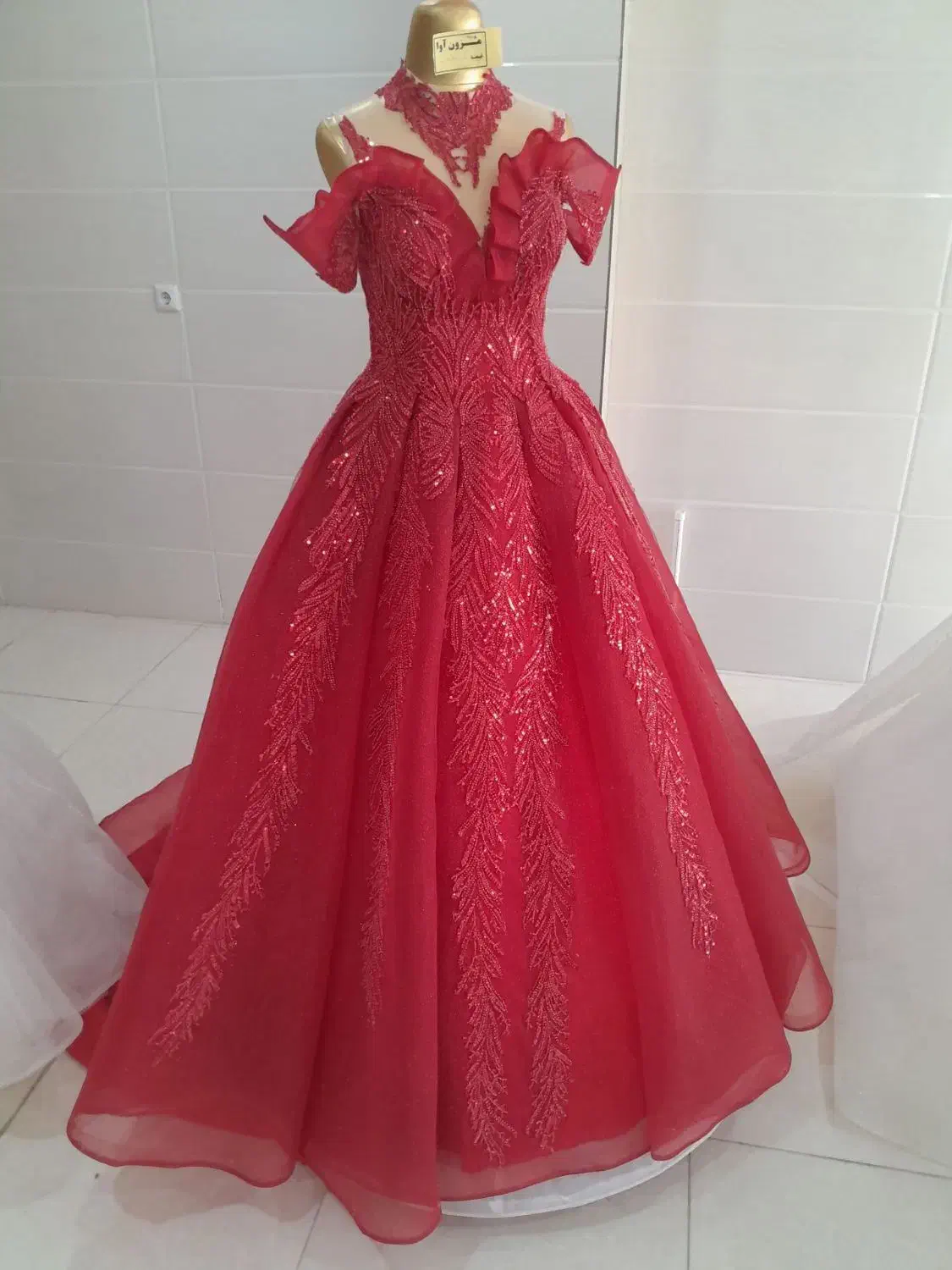 فروش تعدادی لباس عروس|لباس|جونقان, |دیوار