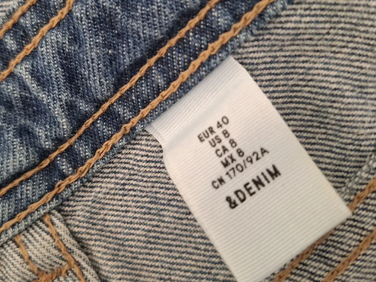 چند دست لباس|لباس|قم, زنبیل آباد|دیوار