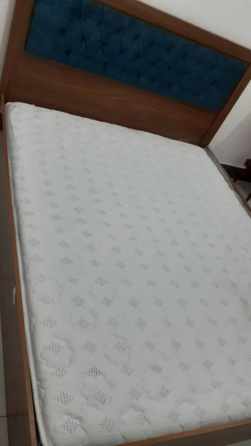 تخت ۲ نفره نو بدون تشک|تخت و سرویس خواب|آبادان, |دیوار