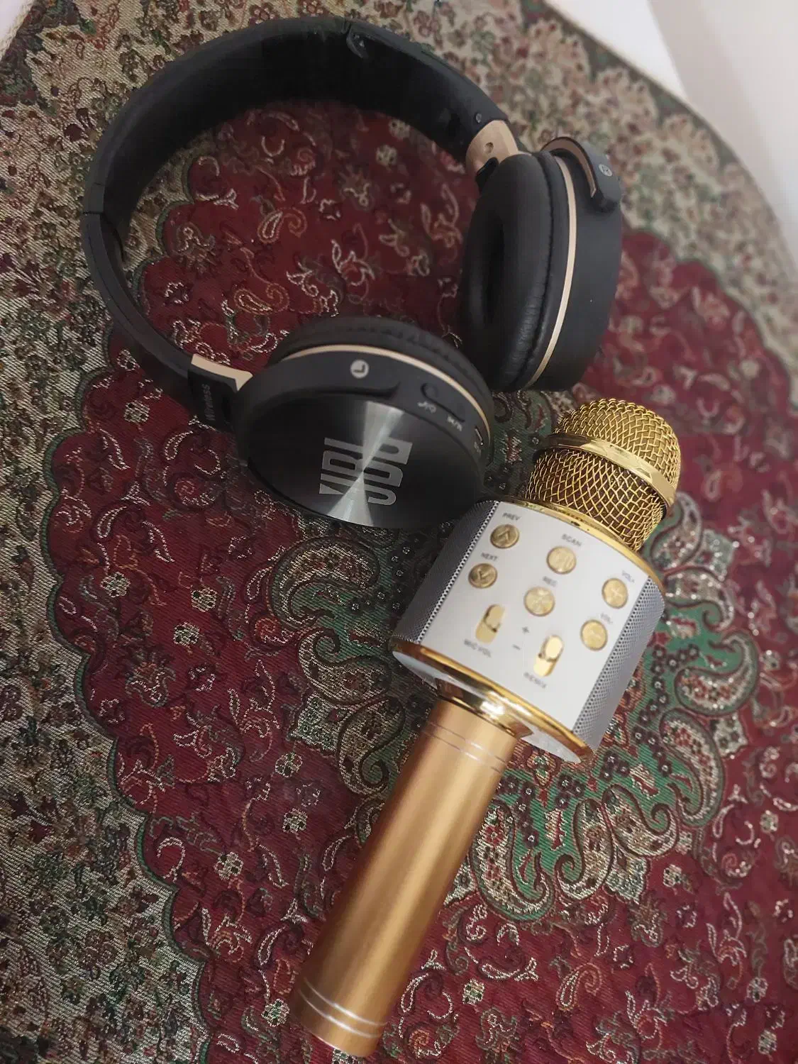 تاب راکی|صندلی و نیمکت|خرمشهر, |دیوار