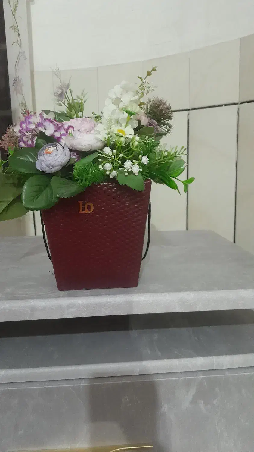 گل مصنوعی|گل مصنوعی|مرودشت, ژیان|دیوار