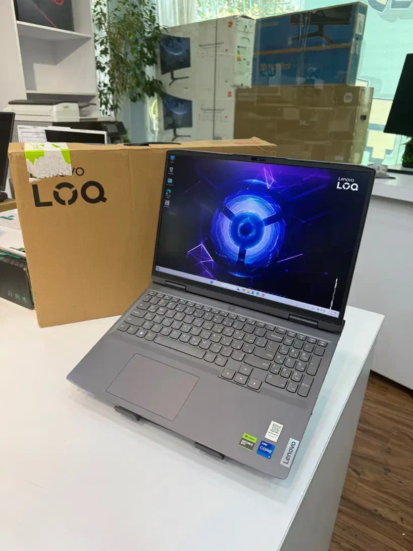 لپ‌تاپ گیمینگ حرفه‌ای Lenovo LOQ 16IRH8|رایانه همراه|شیراز, ملاصدرا|دیوار