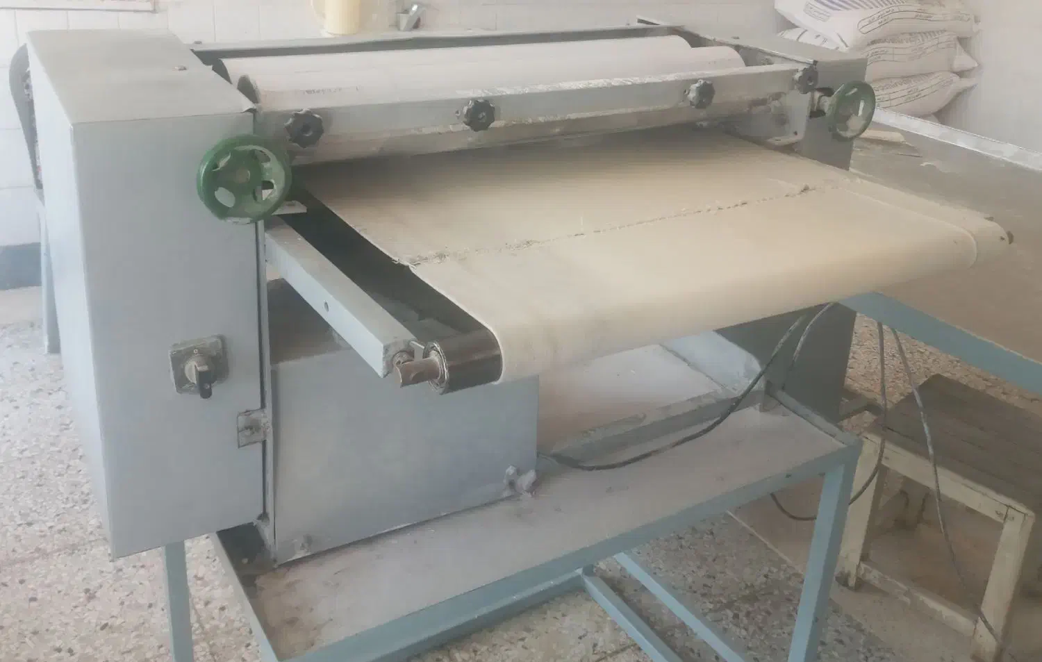 پهن کن ۶۰ سانتی|فروشگاه و مغازه|دهق, |دیوار