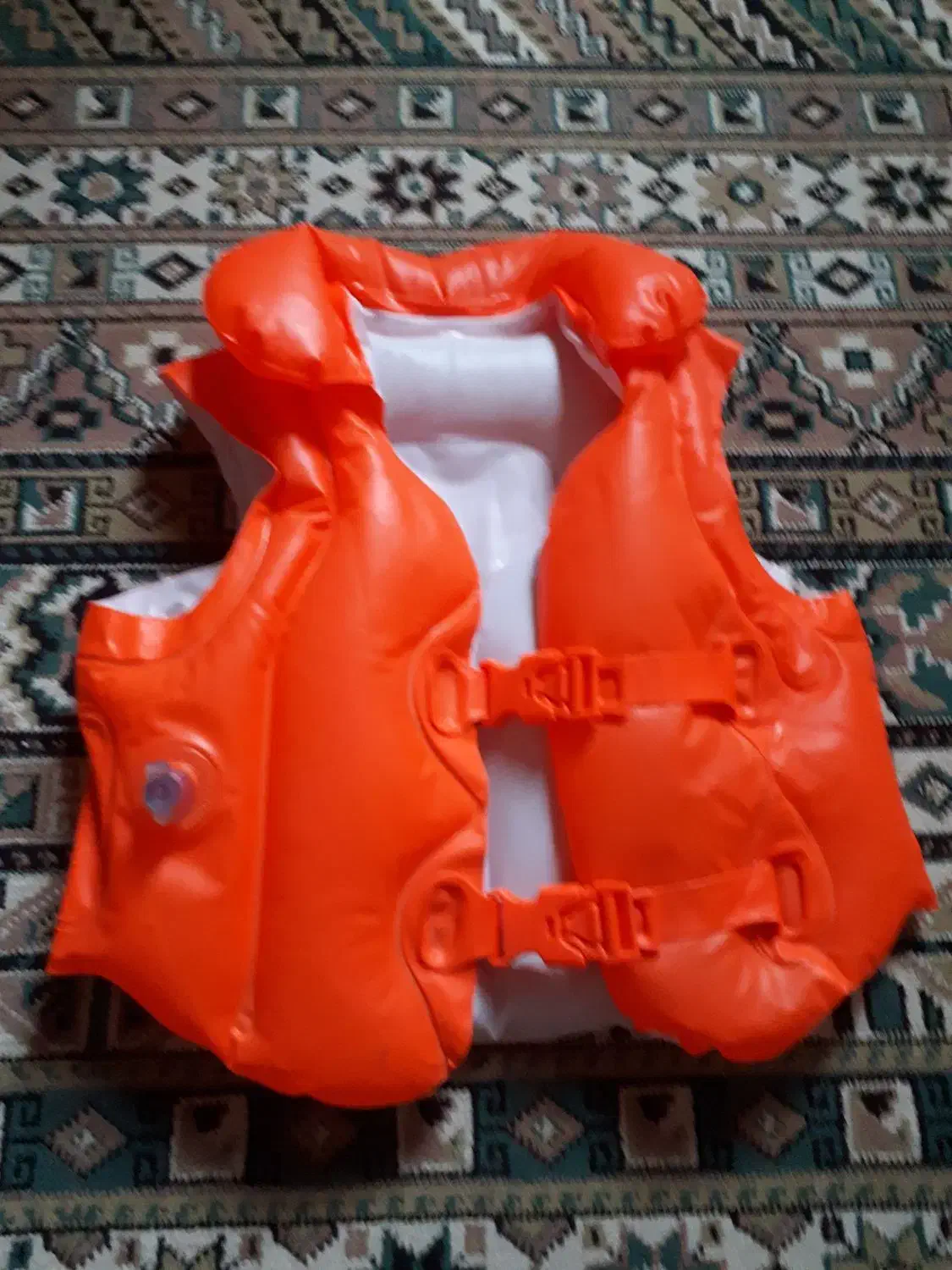 جلیقه|غواصی و ورزش‌های آبی|بندر انزلی, پردیس|دیوار