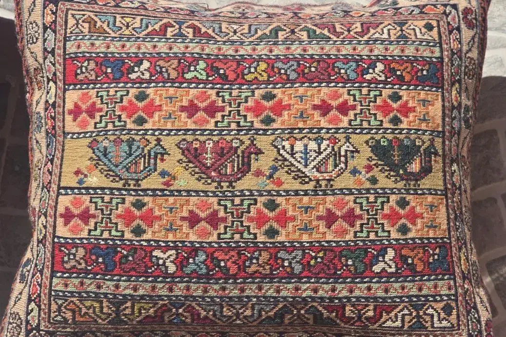 کوسن گلیم بافی سیرجان|گلیم، جاجیم، گبه|سیرجان, |دیوار