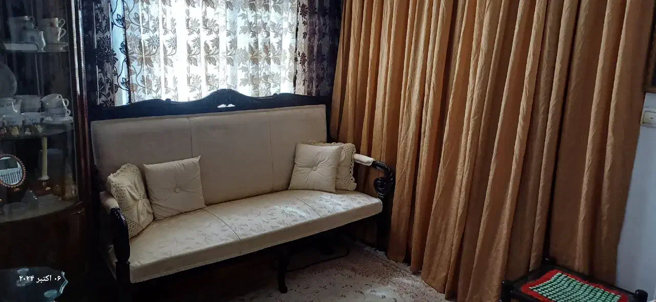 مبل استیل پنج نفره با میز وسط|مبلمان خانگی و میز عسلی|پرند, فاز ۵|دیوار