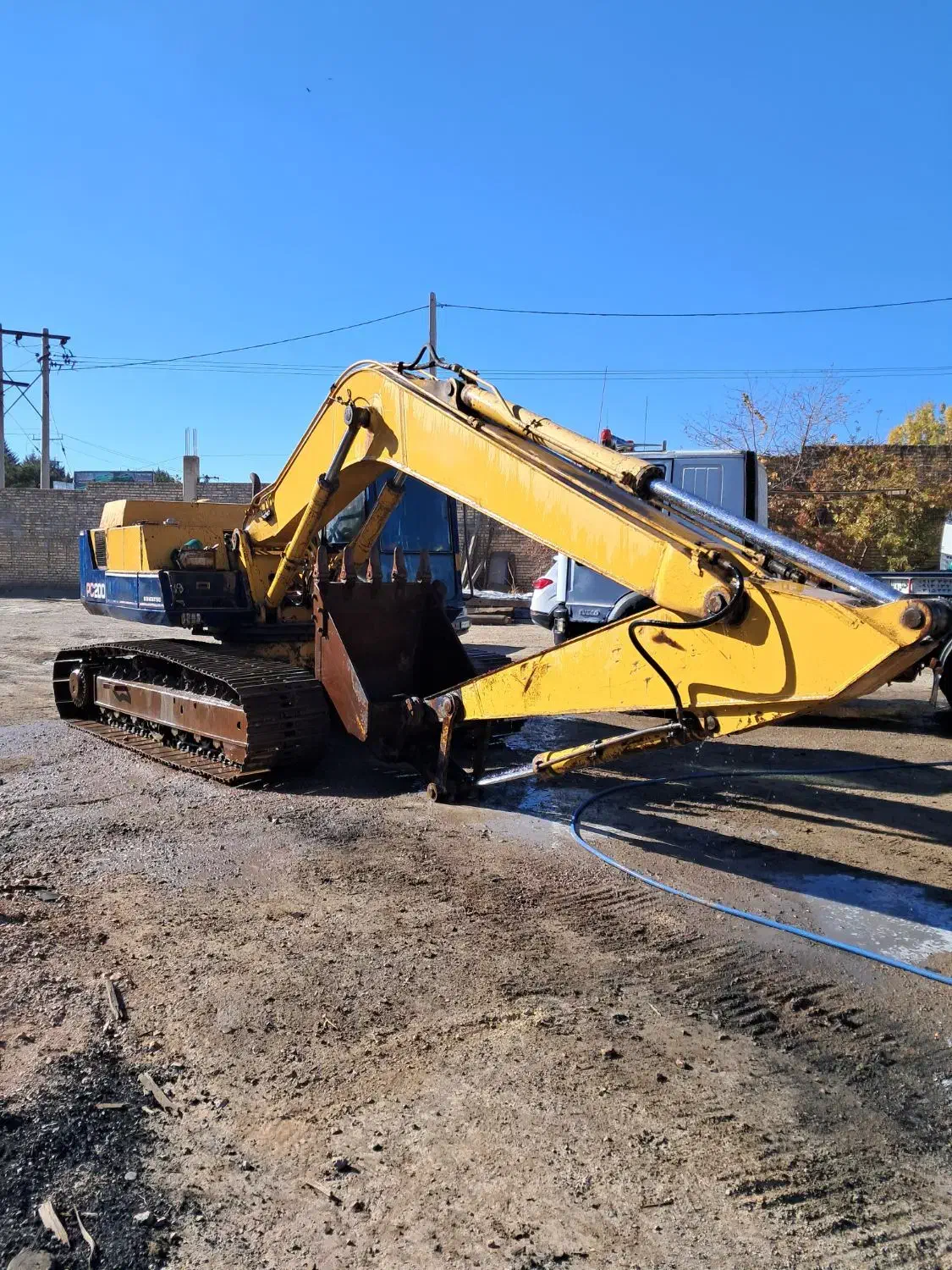 بیل میکانیکی کوماتسو خط 3|خودرو سنگین|اصفهان, باغ دریاچه|دیوار