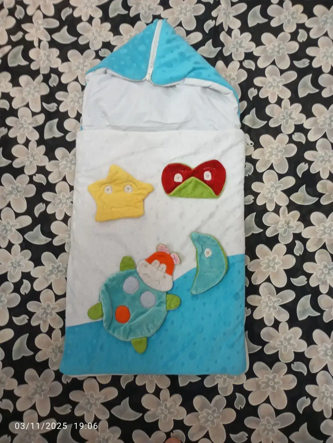 پتو و قنداق تشک و پتوی دو رو ضخیم نوزاد|رختخواب، بالش، پتو|گلبهار, شهر جدید گلبهار|دیوار