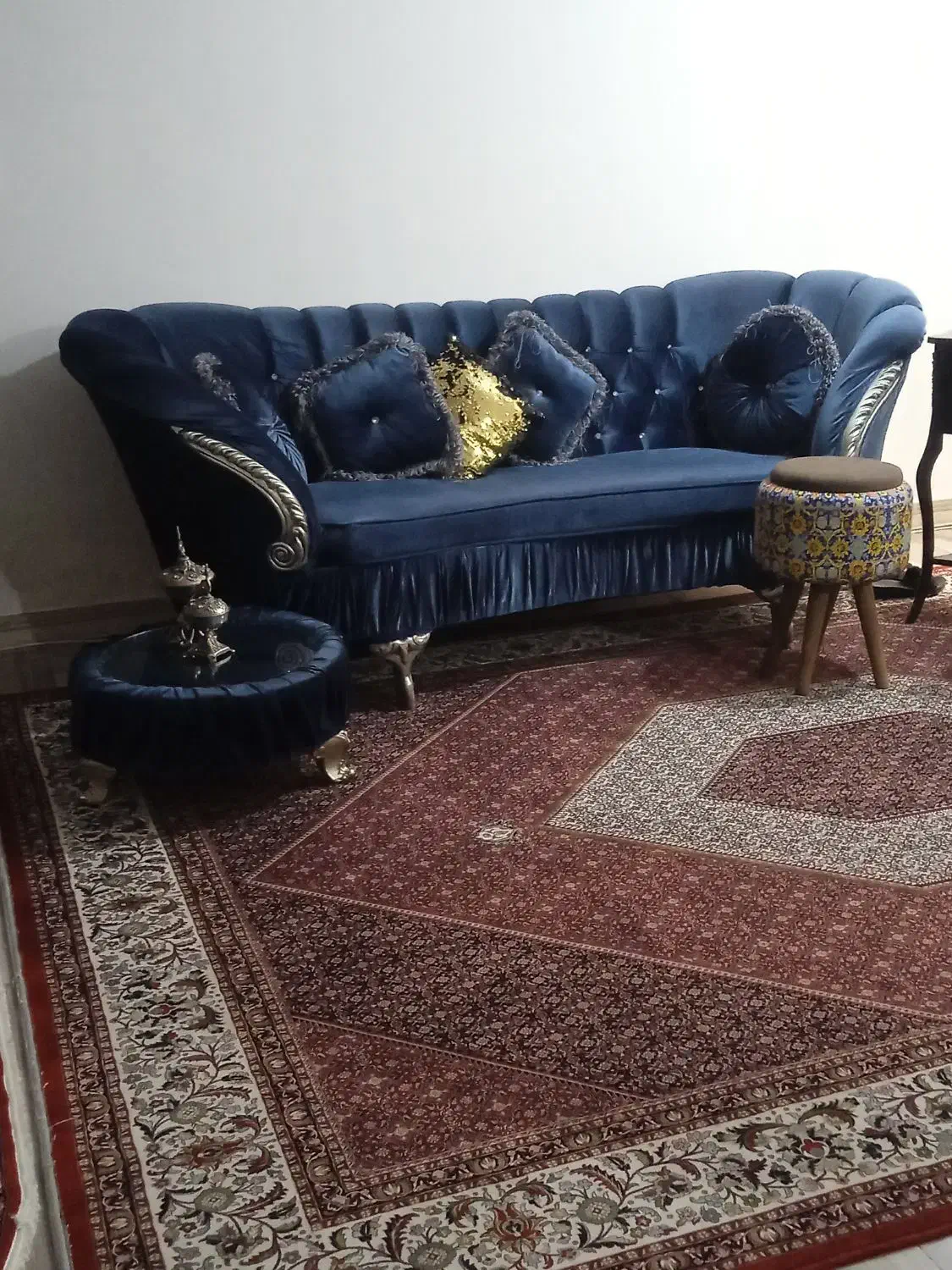 مبل هفت نفره سالم بدونه ایراد.قیمت مقطوع می باشد|مبلمان خانگی و میز عسلی|زنجان, |دیوار