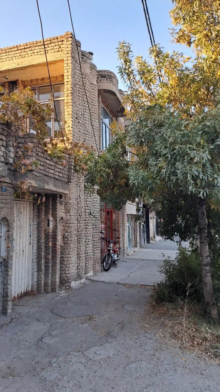 ویلایی ۲۴۰ متری سه‌نبش خیابان مظفری|فروش خانه و ویلا|ارومیه, |دیوار