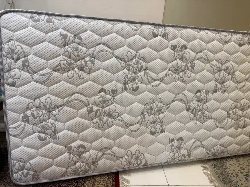 خوشخواب نو سایز ۱*۲|تشک تختخواب|شیراز, آبیاری|دیوار