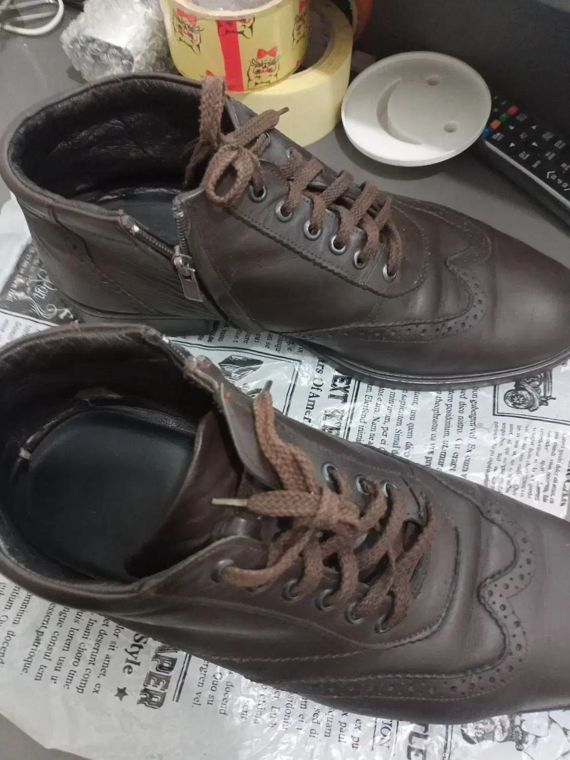 کفش چرم طبیعی هشت ترک|کیف، کفش، کمربند|اندیشه, اندیشه فاز ۱|دیوار