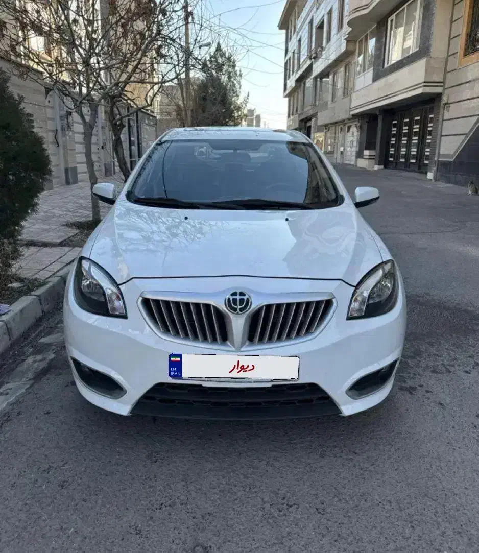 برلیانس ۳۲۰ دنده ای مدل ۹۵|خودرو سواری و وانت|قزوین, |دیوار