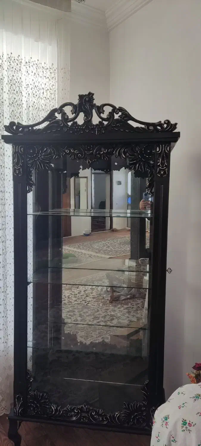 بوفه در حد نو|بوفه، ویترین، کنسول|نقده, |دیوار