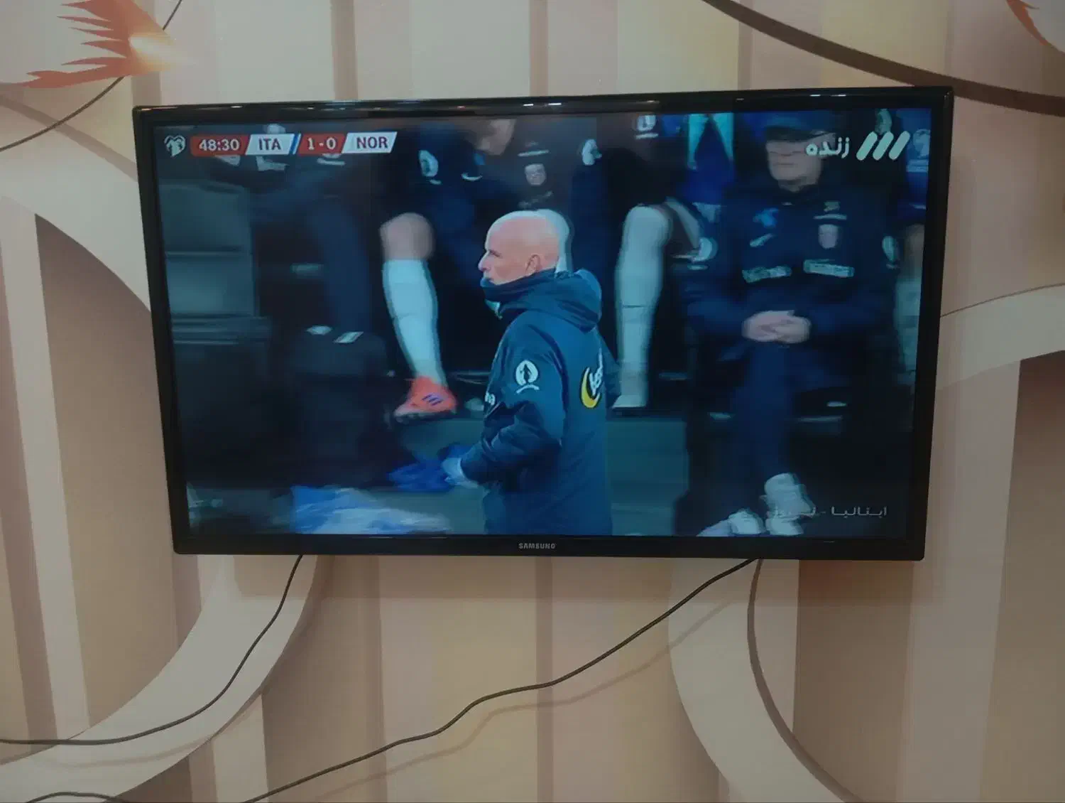 تلوزیون ۳۲|تلویزیون و پروژکتور|مشگین شهر, |دیوار