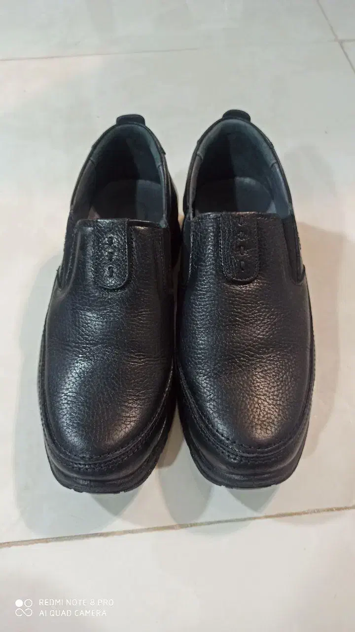 فروش یک جفت کفش چرمی اصل|کیف، کفش، کمربند|گناباد, |دیوار