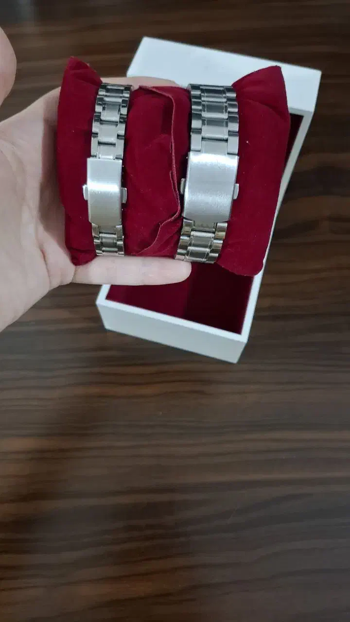 ساعت مچی فقط ارسال با پست دارم|ساعت|چالوس, |دیوار