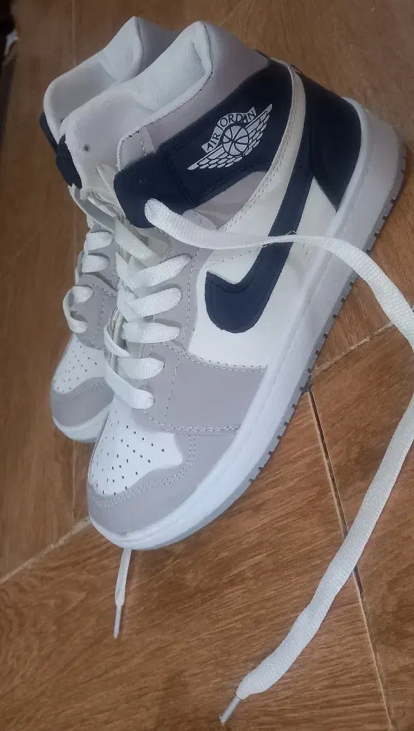 کفش|کیف، کفش، کمربند|سبزوار, کوی بهار|دیوار