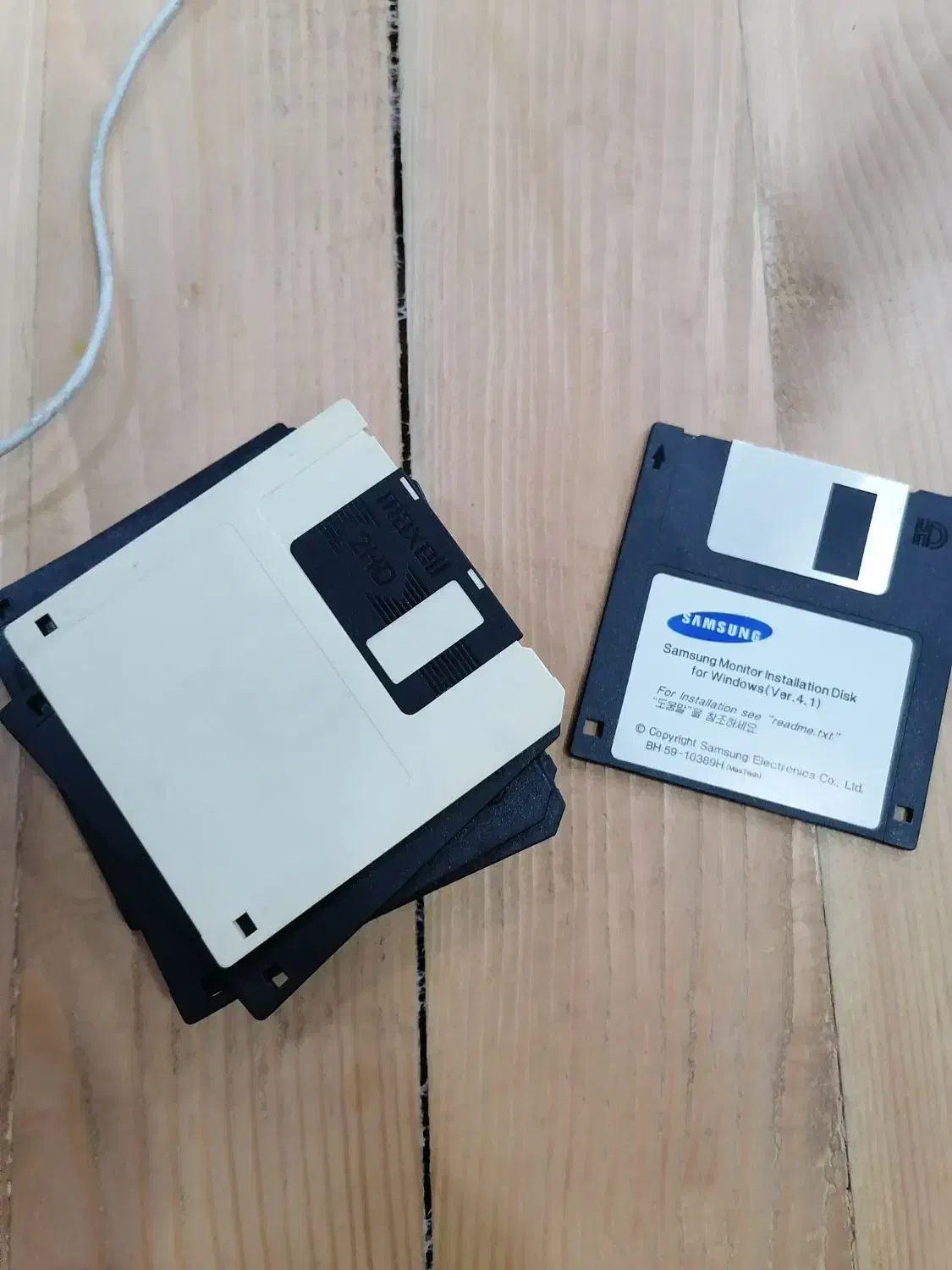 تعدادی فلاپی دیسک|قطعات و لوازم جانبی رایانه|سیاهکل, |دیوار