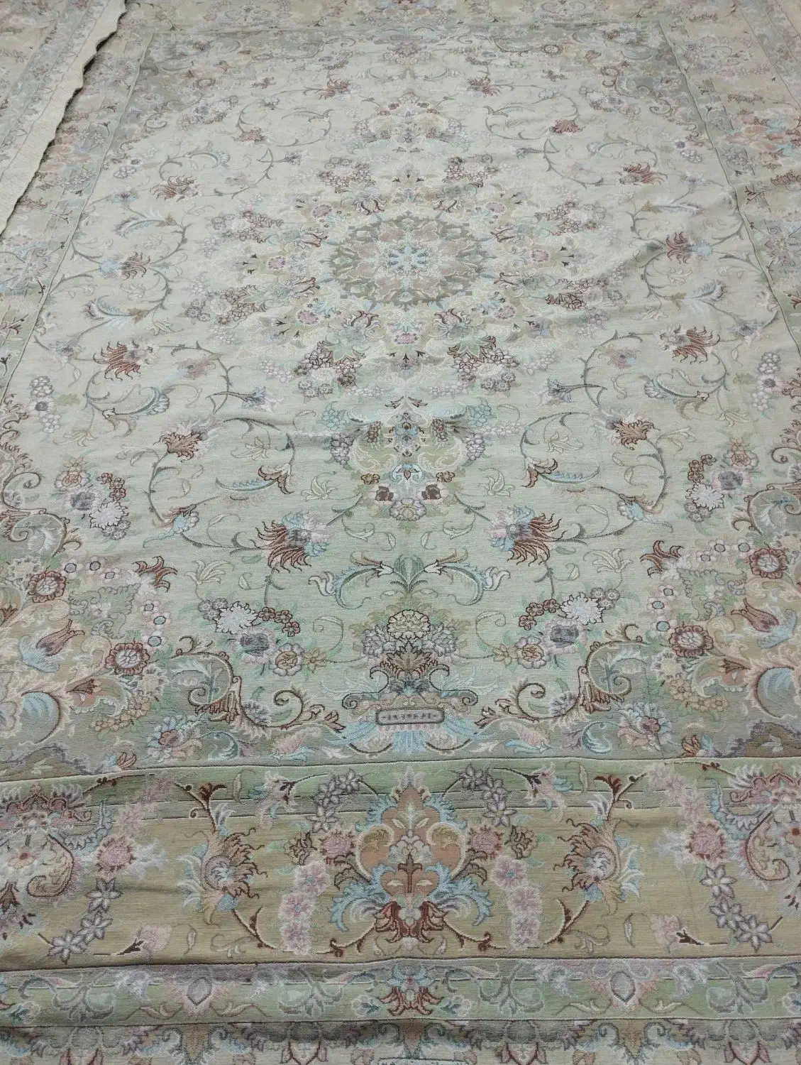 روفرشی|روفرشی|نیشابور, پاستور|دیوار