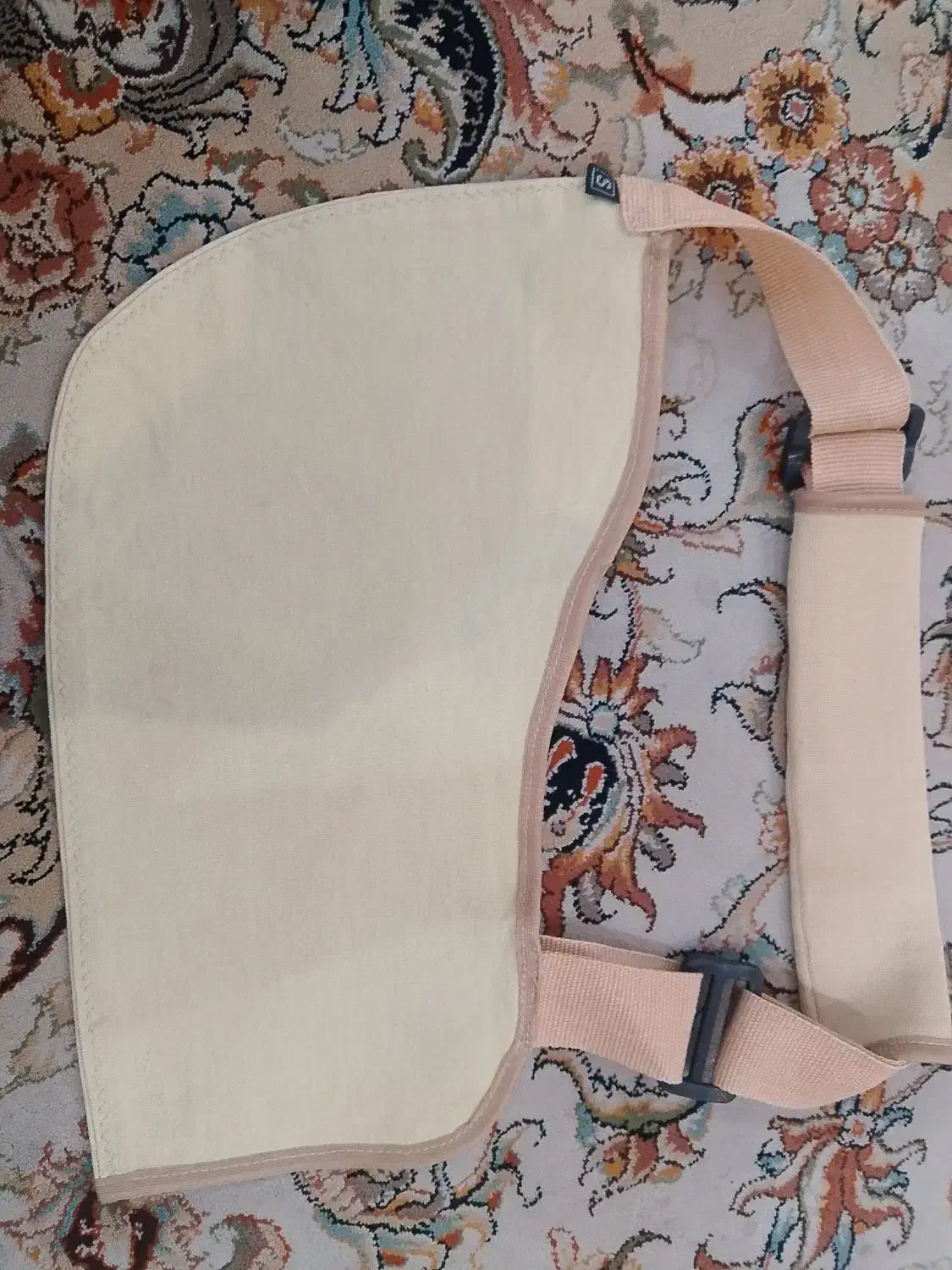 آویز دست و شانه شکسته|آرایشی، بهداشتی، درمانی|تهران, افسریه جنوبی|دیوار