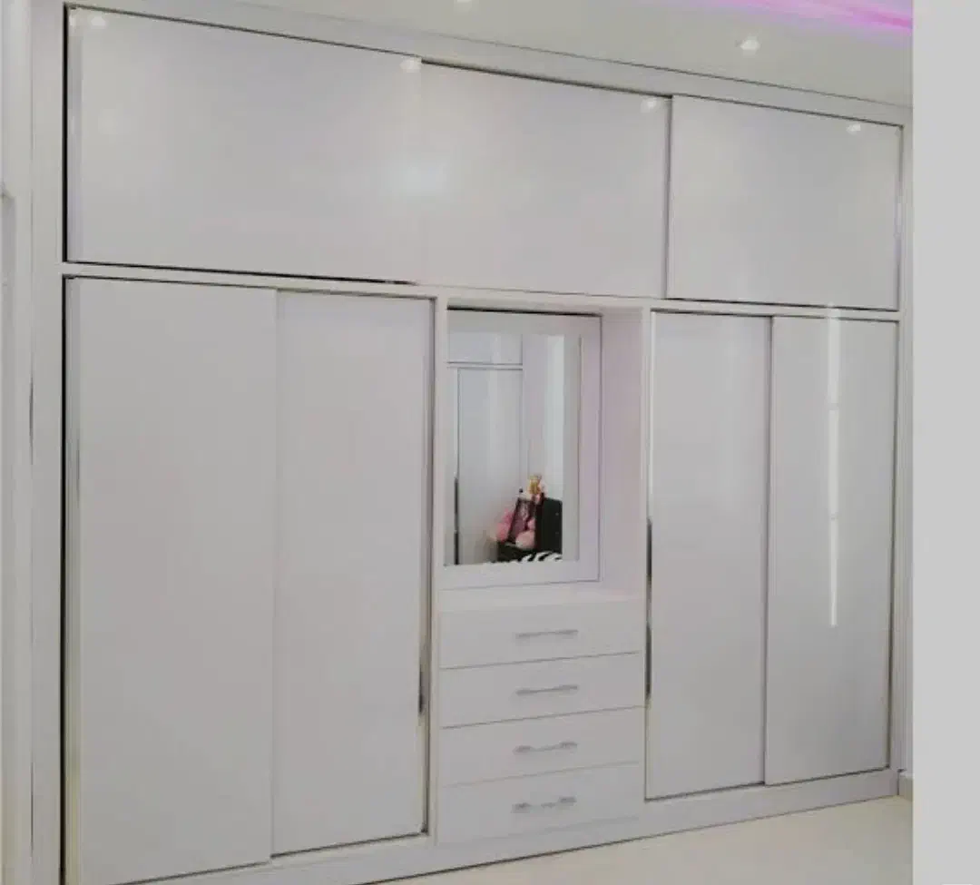 کابینت و کمد دیواری|خدمات پیشه و مهارت|چرداول, |دیوار