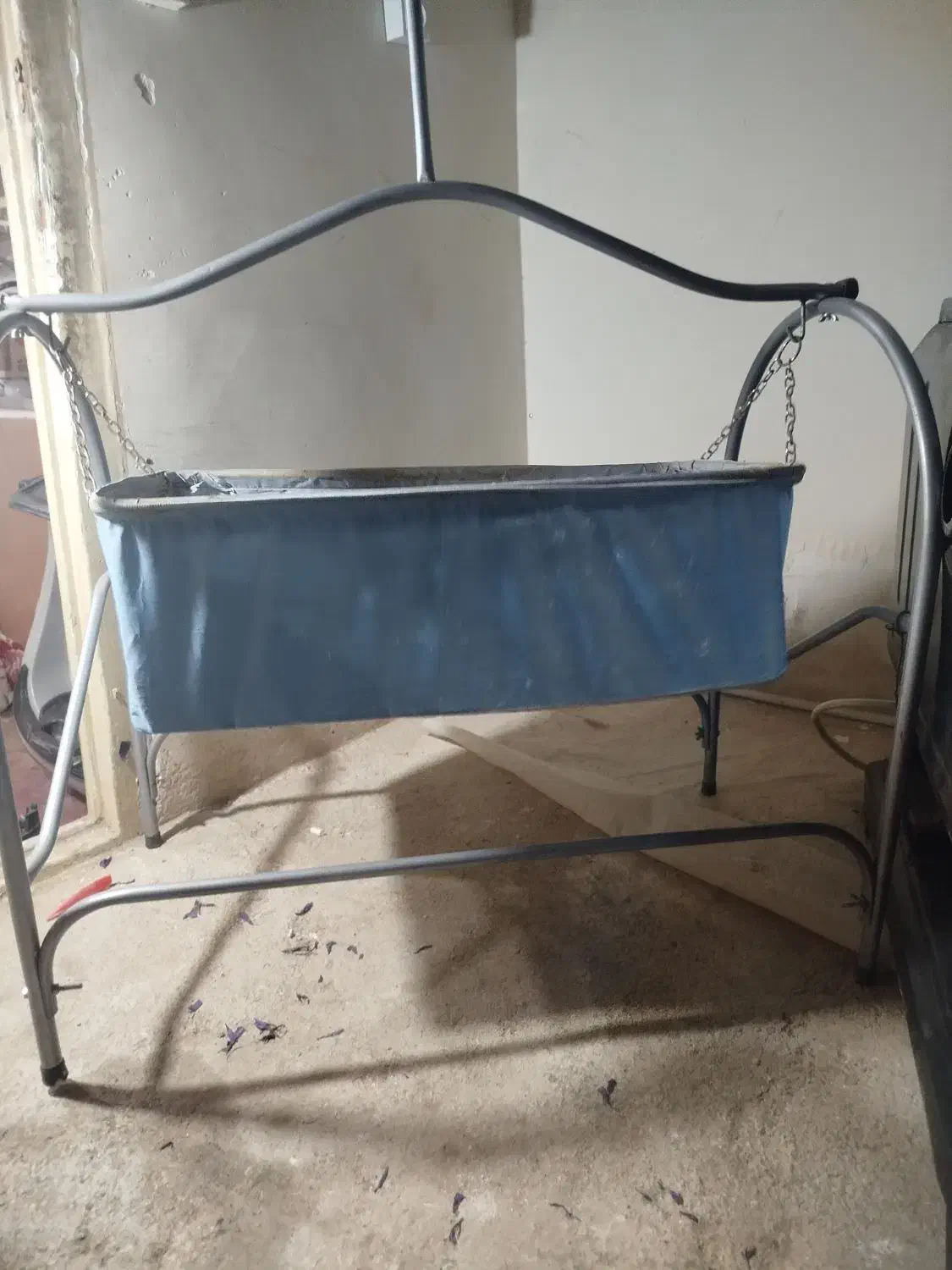 گهواره نوزاد|کالسکه و لوازم جانبی|تربتحیدریه, سرمحله|دیوار