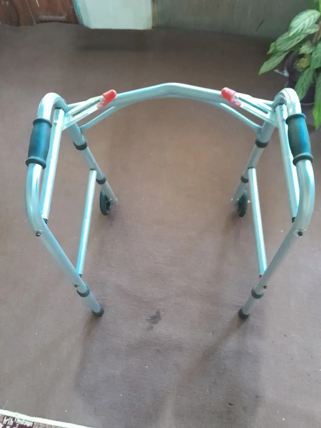 واکر نو نو|پزشکی|سنندج, |دیوار