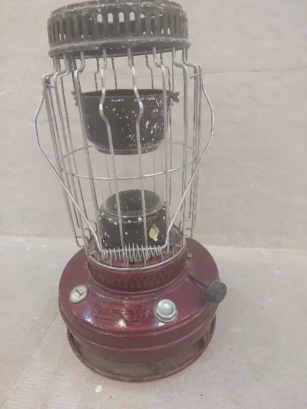 چراغ نفتی|لامپ و چراغ|دوگنبدان, |دیوار