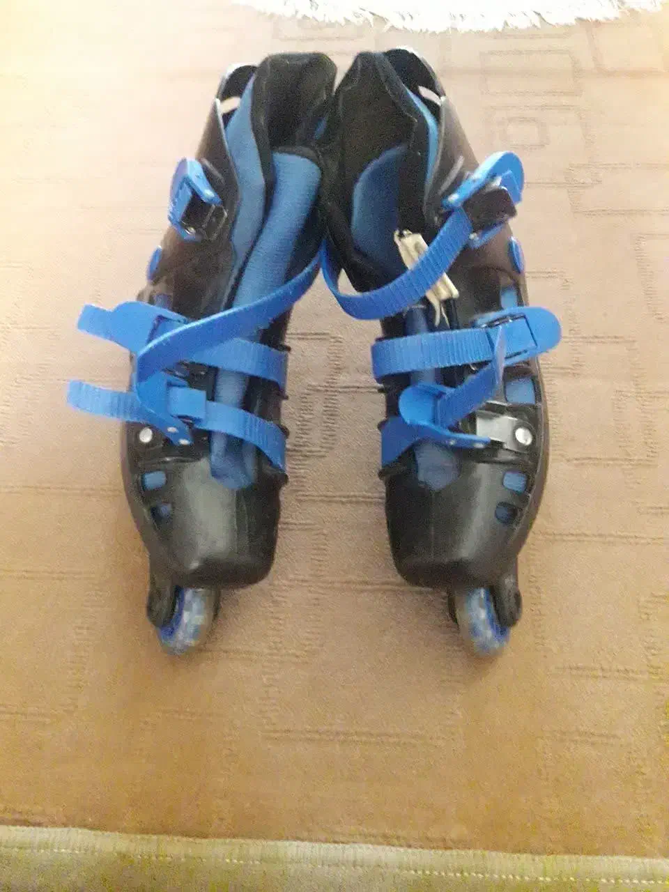 فروش اسکیت سالم و تمیز|دوچرخه، اسکیت، اسکوتر|خرم‌آباد, |دیوار