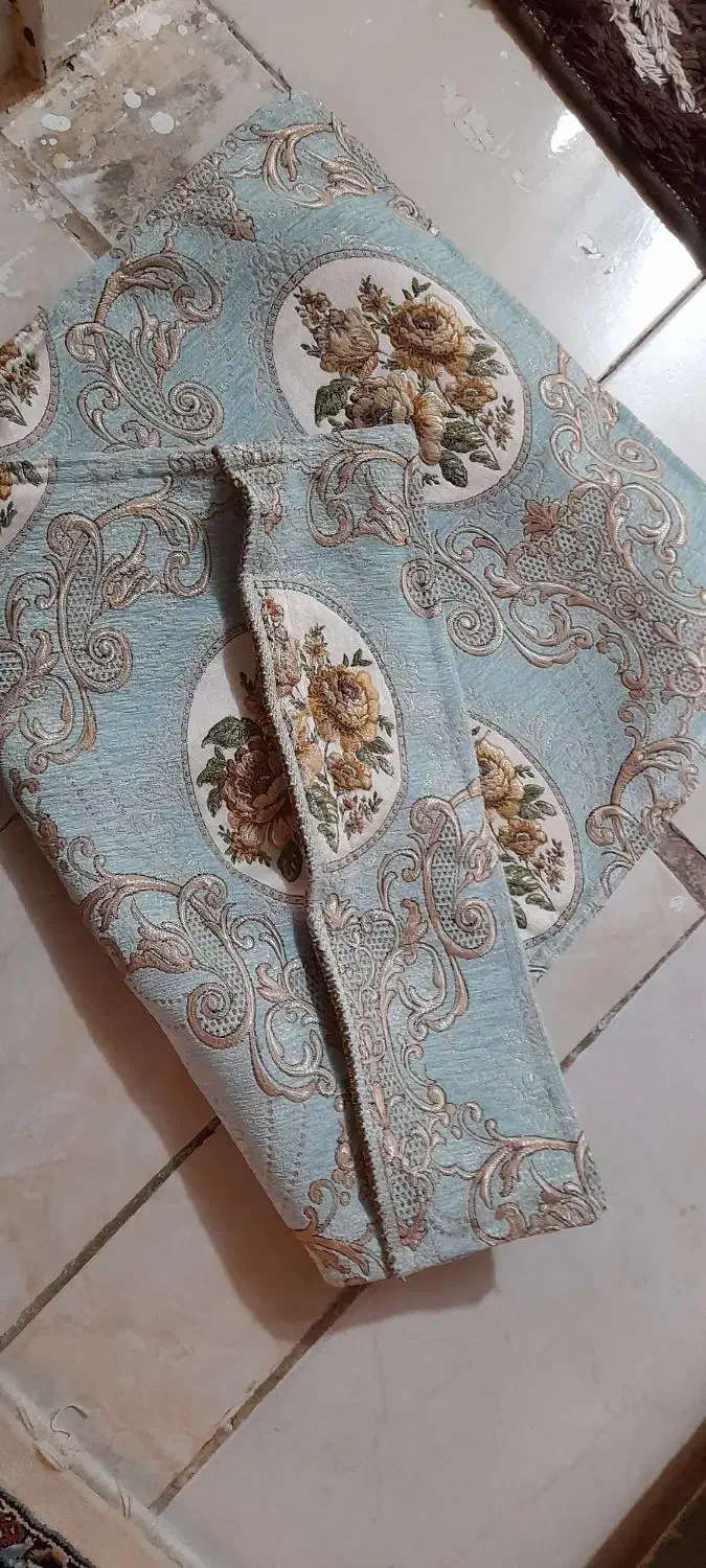 رویه بالشتی|رختخواب، بالش، پتو|الیگودرز, |دیوار