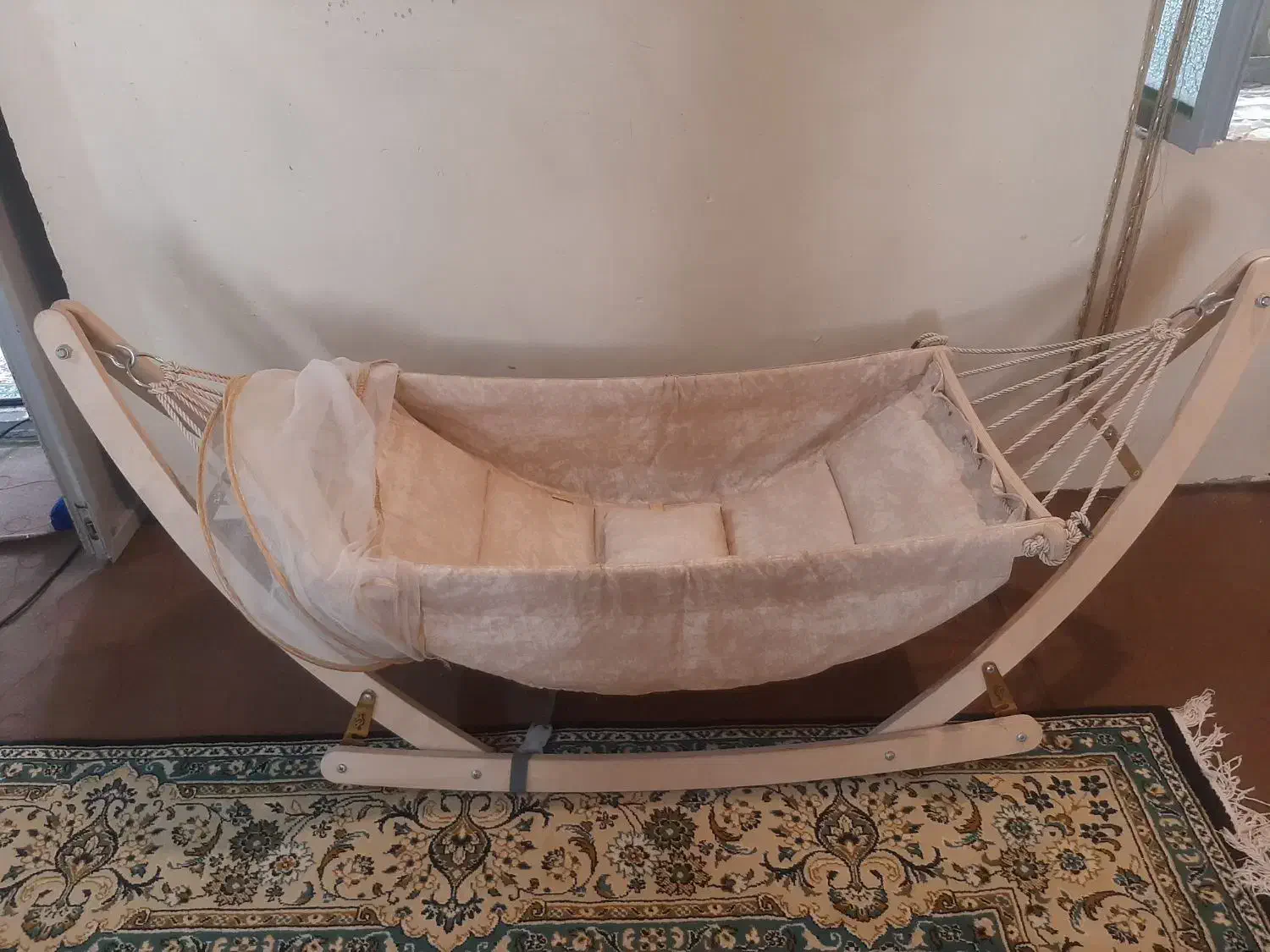 گهواره|تخت و صندلی بچه|سراوان, |دیوار