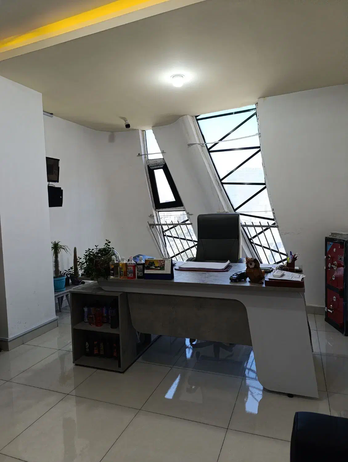 استخدام همکار خانم|استخدام اداری و مدیریت|ارومیه, |دیوار