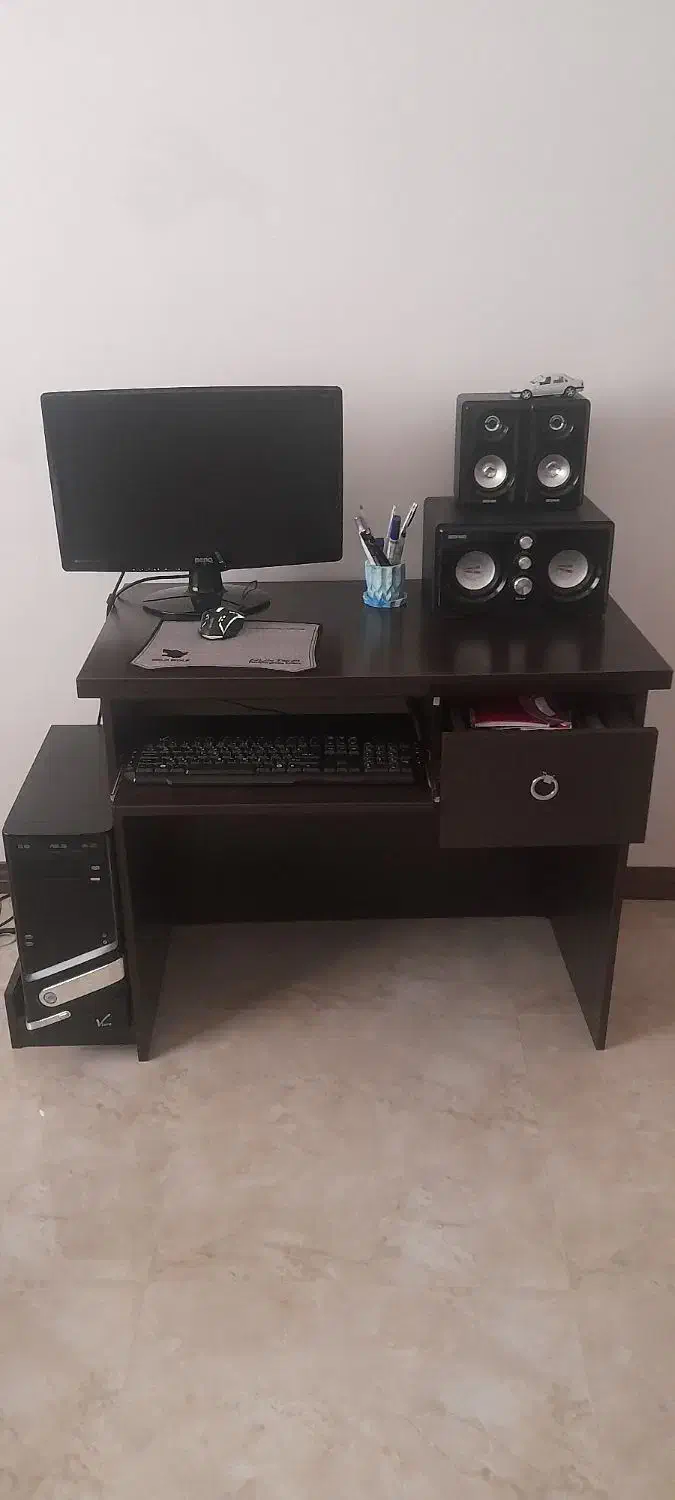 میز کامپیوتر ومیز تحریر|میز تحریر و کامپیوتر|بهار, |دیوار