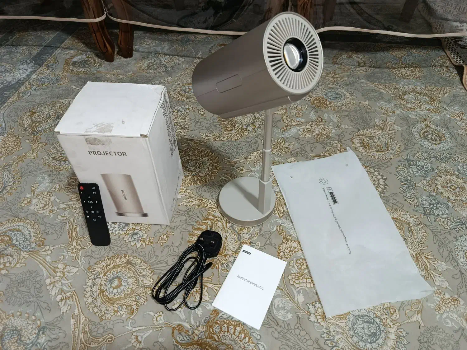 ویدئو پرژکتور اندروید مدل hy303|تلویزیون و پروژکتور|رباط‌کریم, رباط‌کریم|دیوار
