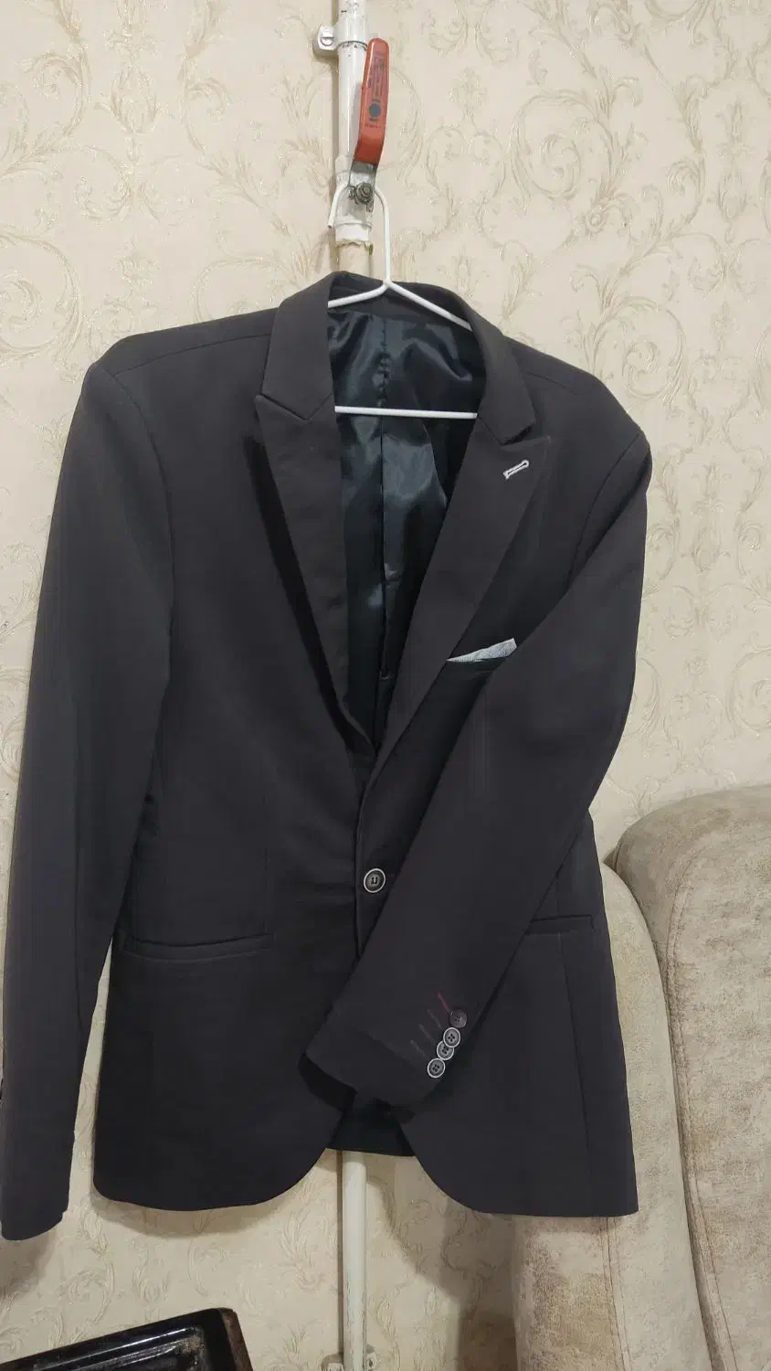 کت نو|لباس|شوشتر, |دیوار