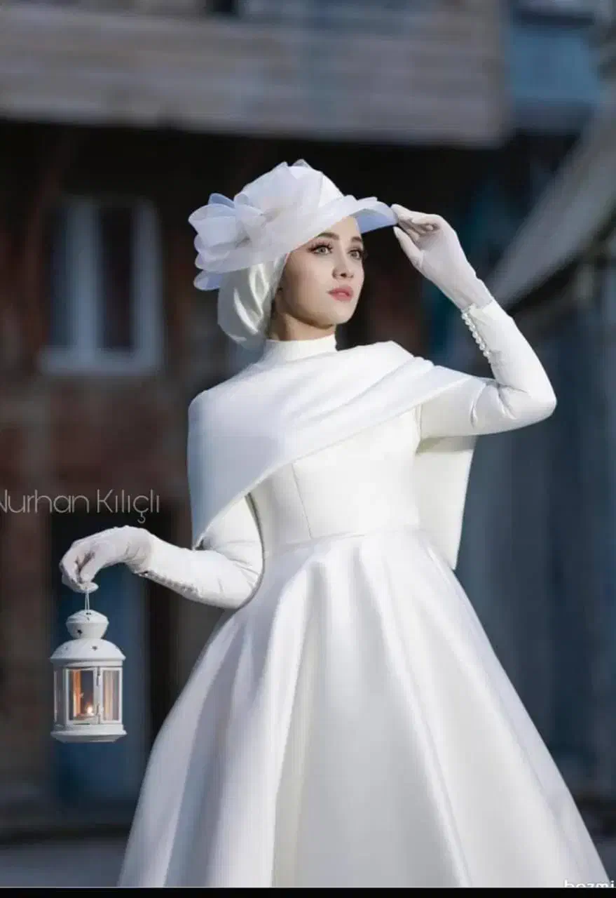 چرخکار ماهر لباس عروس  نیازمندیم|استخدام صنعتی، فنی، مهندسی|تهران, شیخ هادی|دیوار