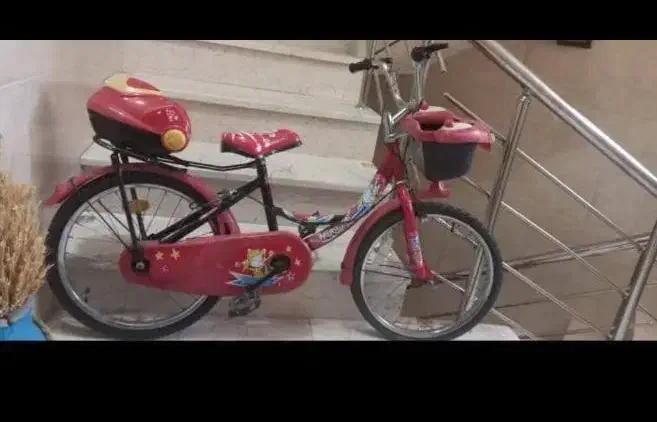 دوچرخه دخترانه تمیز|دوچرخه، اسکیت، اسکوتر|اصفهان, شهرک ولیعصر|دیوار