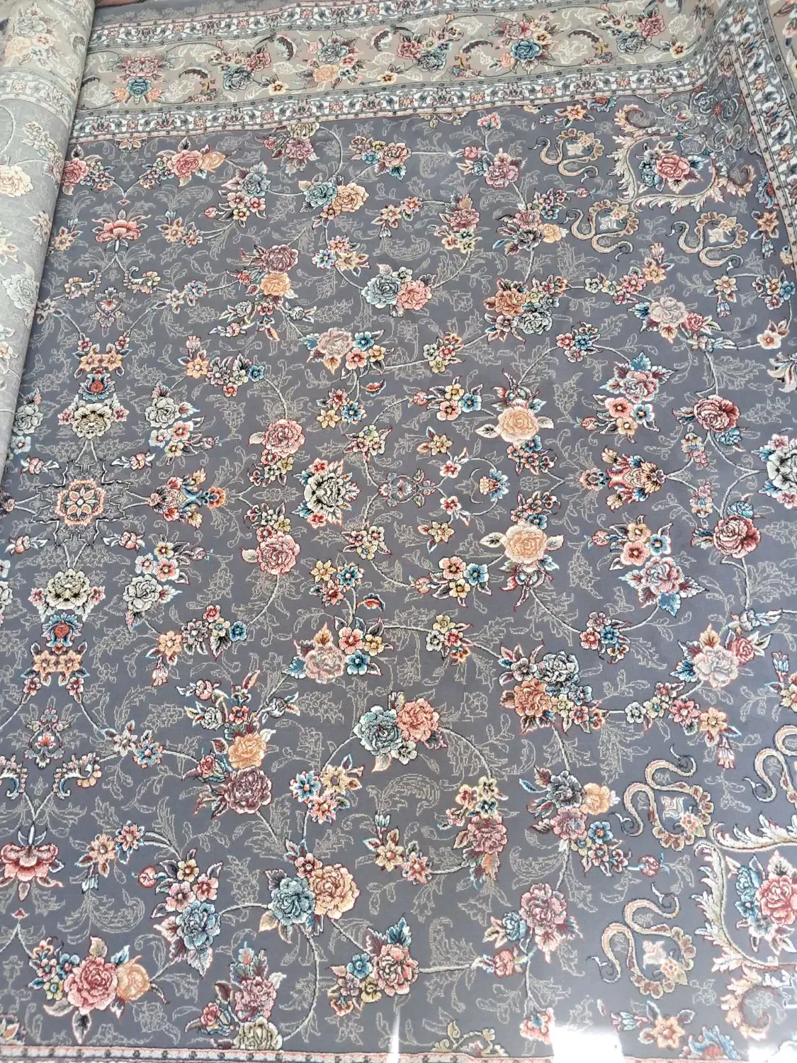 فرش. کارکرده.نو.موکت|فرش|بروجرد, |دیوار