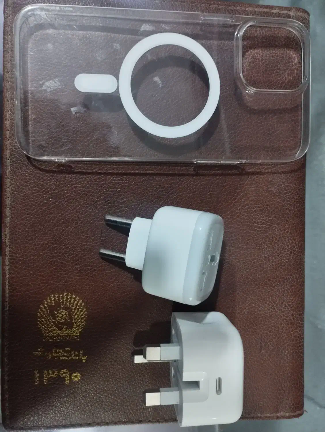 شارژر و قاب گوشی ایفون 13 پرومکس|لوازم جانبی موبایل و تبلت|گلبهار, شهر جدید گلبهار|دیوار