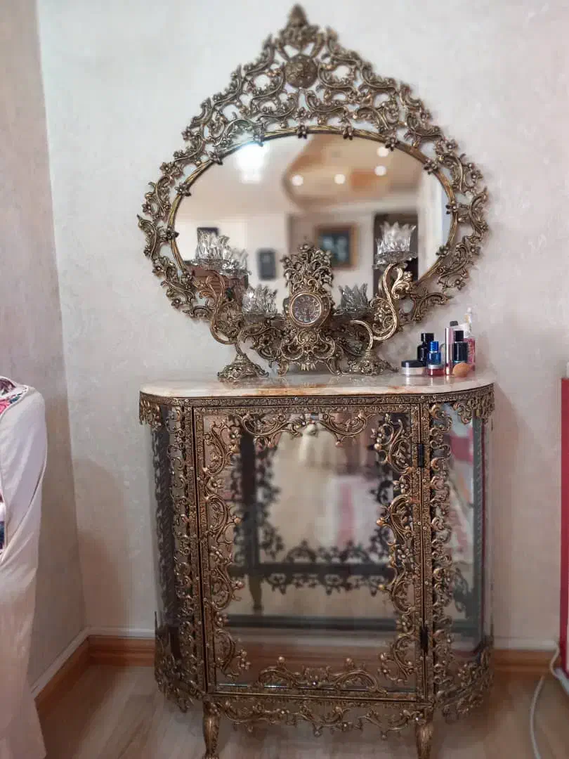 آینه کنسول و بوفه برنزی|بوفه، ویترین، کنسول|تبریز, |دیوار