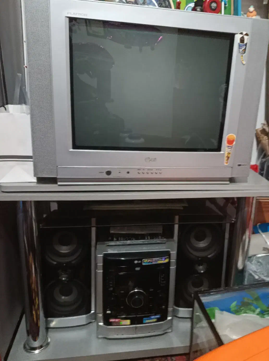 تلویزیون الجی اصل ومیزتلویزیون۲تومن فروش فوری|سیستم صوتی خانگی|اردبیل, |دیوار