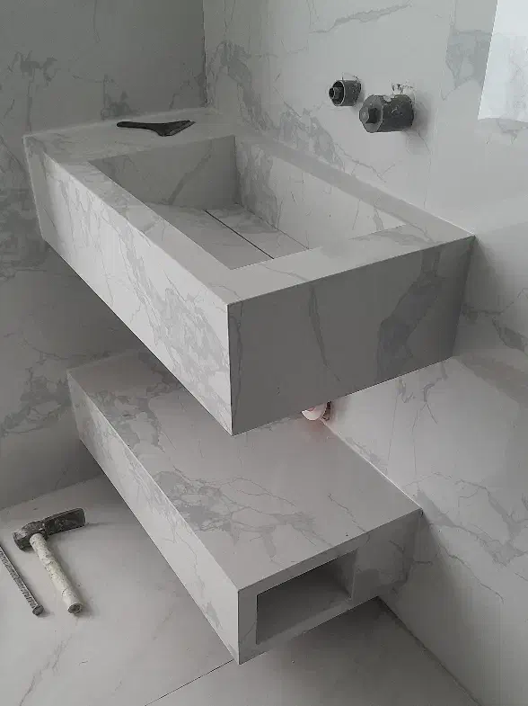 روشویی سرامیکی .|لوازم سرویس بهداشتی|سنندج, |دیوار