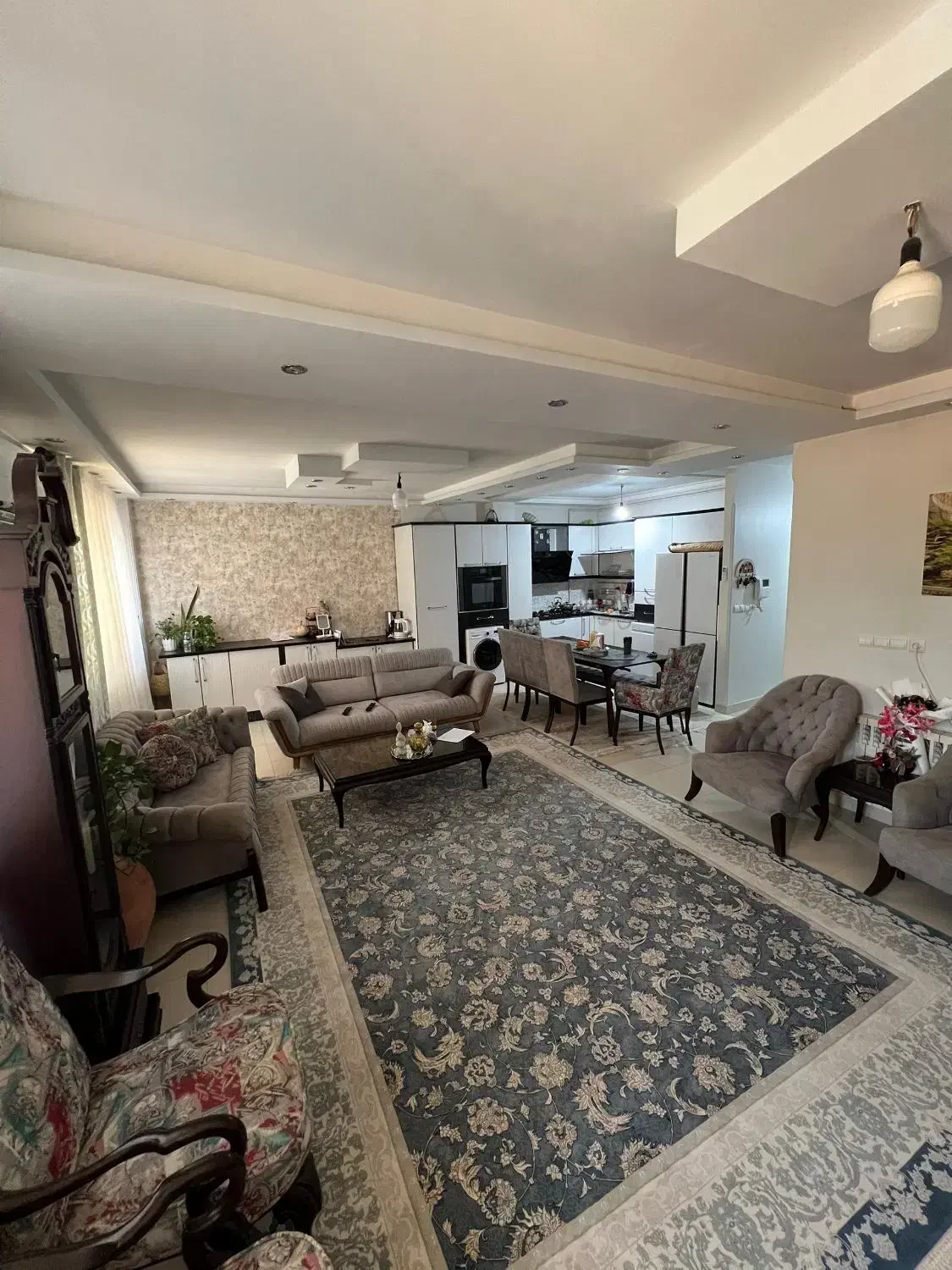 فروش ۱۰۵متر/سنددار/پارکینگ/پکیج/وام دار|فروش آپارتمان|رشت, آب و برق|دیوار