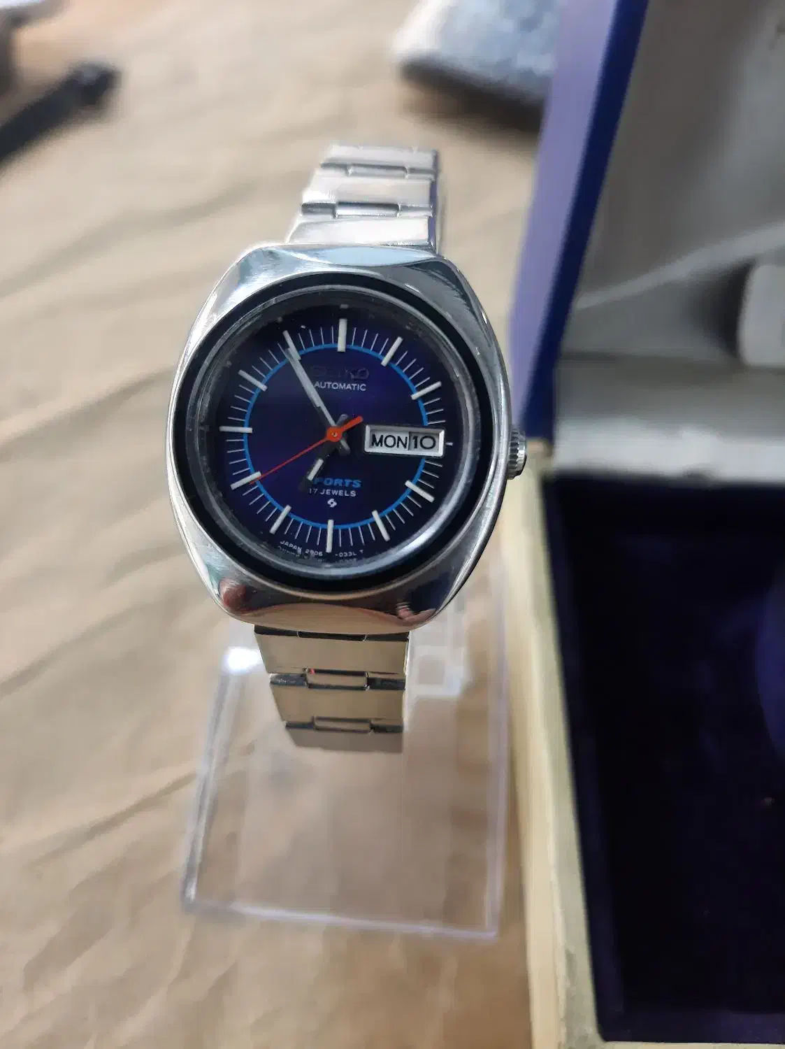 سیکواسپورت|ساعت|اصفهان, نقش جهان|دیوار