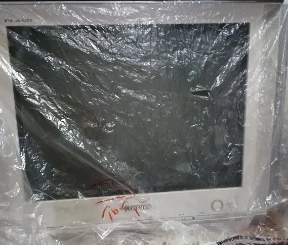 تلویزیون|تلویزیون و پروژکتور|پاکدشت, پاکدشت (مامازند)|دیوار