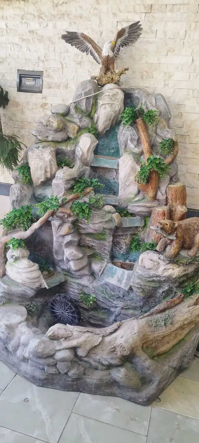 آبنما|مجسمه، تندیس، ماکت|گلبهار, شهر جدید گلبهار|دیوار