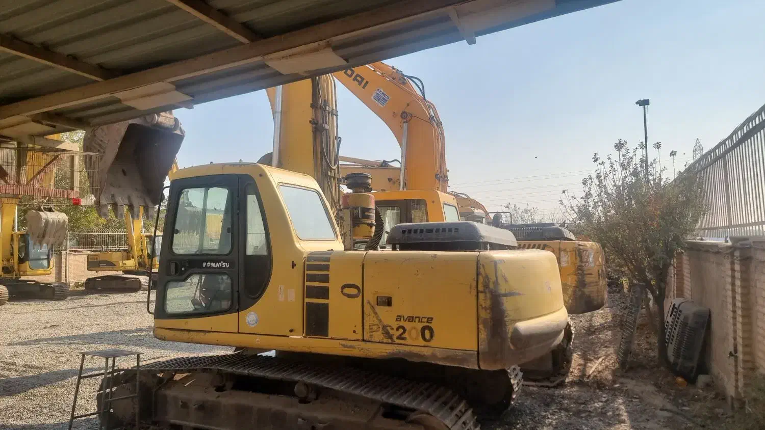 بیل کوماتسو ۲۰۰ خط۶|خودرو سنگین|اسلامشهر, ملکآباد|دیوار